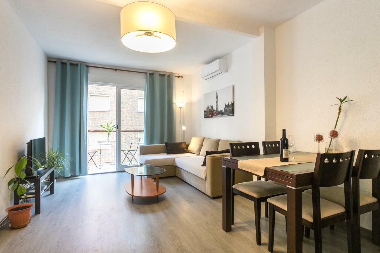 Lovely, New, Bright 3 Mins To 105 Sq Meters * Alacant